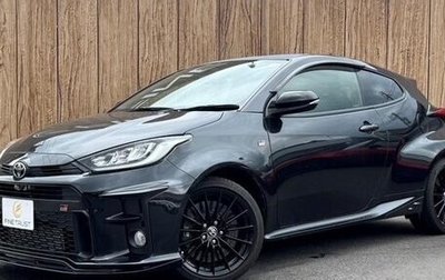 Toyota Yaris, 2022 год, 3 300 000 рублей, 1 фотография