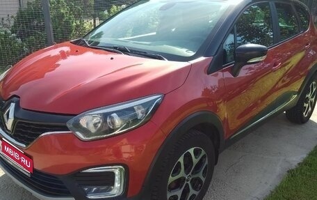 Renault Kaptur I рестайлинг, 2017 год, 1 520 000 рублей, 1 фотография