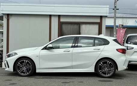 BMW 1 серия, 2023 год, 1 750 400 рублей, 7 фотография
