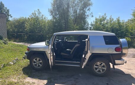 Toyota FJ Cruiser, 2007 год, 2 200 000 рублей, 3 фотография
