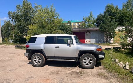 Toyota FJ Cruiser, 2007 год, 2 200 000 рублей, 6 фотография