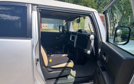Toyota FJ Cruiser, 2007 год, 2 200 000 рублей, 7 фотография