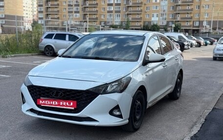 Hyundai Solaris II рестайлинг, 2020 год, 620 000 рублей, 2 фотография