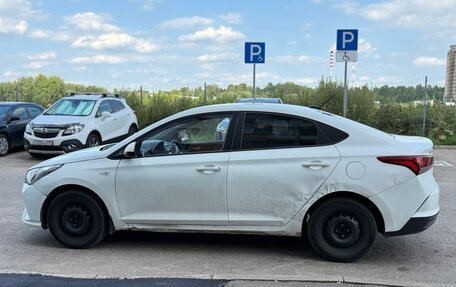 Hyundai Solaris II рестайлинг, 2020 год, 620 000 рублей, 3 фотография