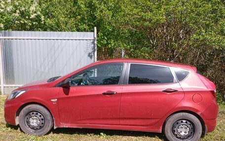Hyundai Solaris II рестайлинг, 2012 год, 600 000 рублей, 3 фотография