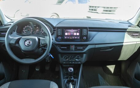 Skoda Rapid II, 2021 год, 1 529 000 рублей, 8 фотография