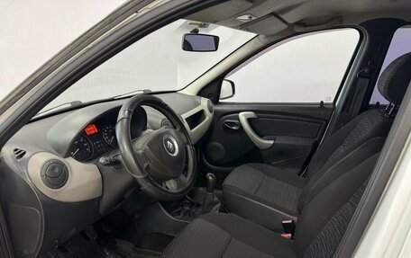 Renault Logan I, 2011 год, 370 000 рублей, 11 фотография