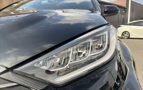 Toyota Yaris, 2022 год, 3 300 000 рублей, 9 фотография