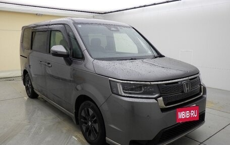 Honda Stepwgn, 2023 год, 2 250 002 рублей, 2 фотография