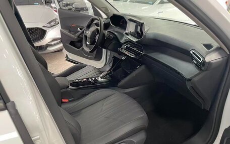 Peugeot 2008 II, 2022 год, 1 520 678 рублей, 8 фотография