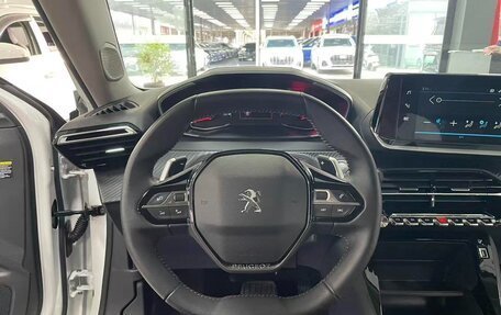 Peugeot 2008 II, 2022 год, 1 520 678 рублей, 11 фотография