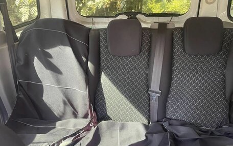 Renault Kangoo II рестайлинг, 2008 год, 370 000 рублей, 6 фотография