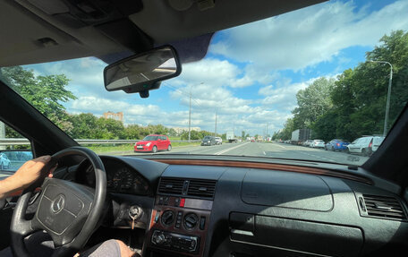 Mercedes-Benz C-Класс, 1995 год, 220 000 рублей, 4 фотография