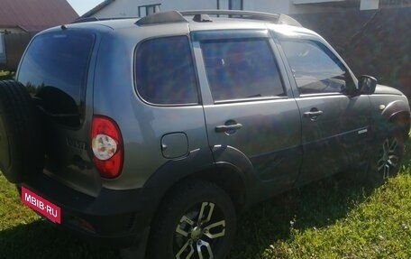 Chevrolet Niva I рестайлинг, 2014 год, 435 000 рублей, 3 фотография