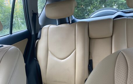 Toyota RAV4, 2010 год, 1 270 000 рублей, 7 фотография