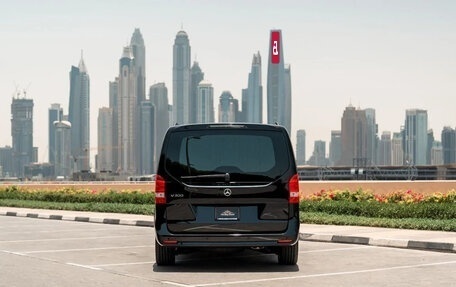 Mercedes-Benz V-Класс, 2026 год, 12 720 000 рублей, 4 фотография