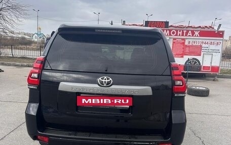 Toyota Land Cruiser Prado 150 рестайлинг 2, 2018 год, 3 300 000 рублей, 3 фотография
