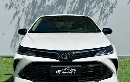 Toyota Corolla, 2022 год, 1 350 000 рублей, 2 фотография