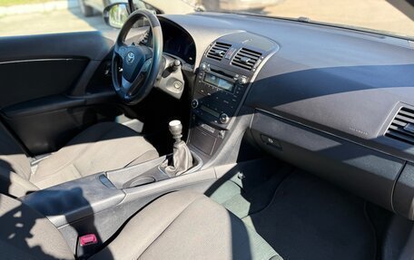 Toyota Avensis III рестайлинг, 2009 год, 750 000 рублей, 8 фотография