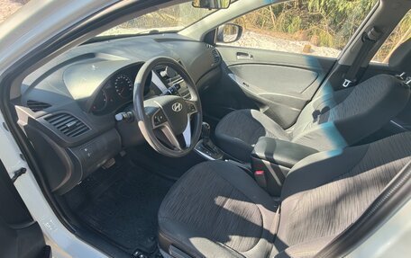 Hyundai Solaris II рестайлинг, 2015 год, 939 000 рублей, 8 фотография