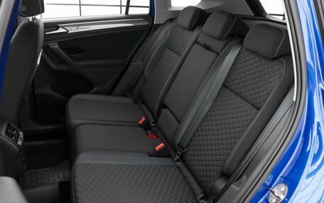 Volkswagen Tiguan II, 2018 год, 2 790 000 рублей, 9 фотография