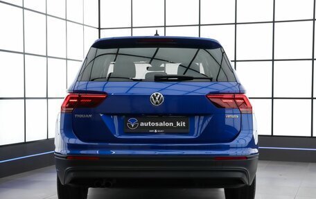 Volkswagen Tiguan II, 2018 год, 2 790 000 рублей, 5 фотография