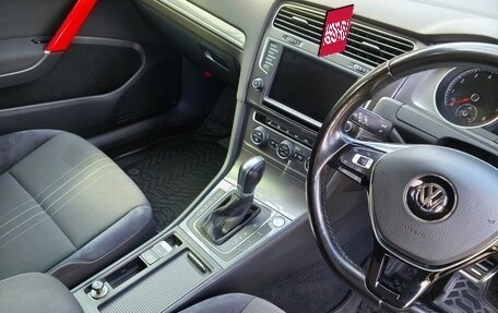 Volkswagen Golf VII, 2017 год, 2 150 000 рублей, 10 фотография