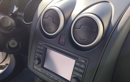 Nissan Qashqai, 2010 год, 1 000 000 рублей, 10 фотография