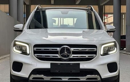 Mercedes-Benz GLB, 2022 год, 2 352 000 рублей, 2 фотография