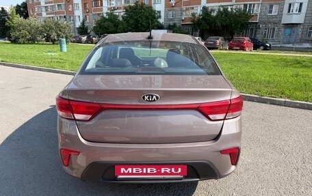 KIA Rio IV, 2018 год, 1 050 000 рублей, 4 фотография