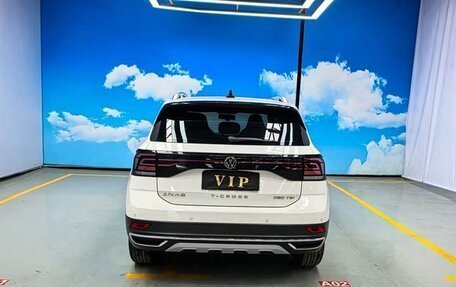 Volkswagen T-Cross I, 2022 год, 1 170 000 рублей, 6 фотография