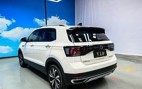 Volkswagen T-Cross I, 2022 год, 1 170 000 рублей, 5 фотография
