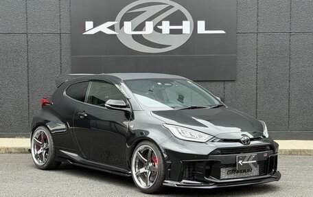 Toyota Yaris, 2025 год, 4 300 000 рублей, 1 фотография