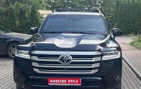 Toyota Land Cruiser, 2023 год, 20 000 000 рублей, 1 фотография