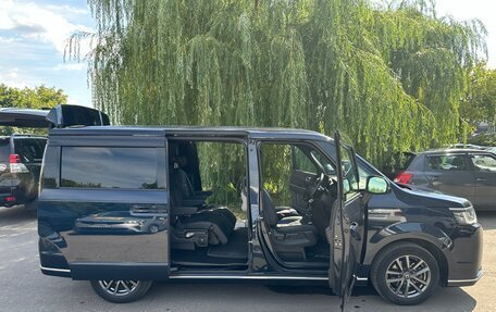 Honda Stepwgn, 2022 год, 2 800 000 рублей, 7 фотография