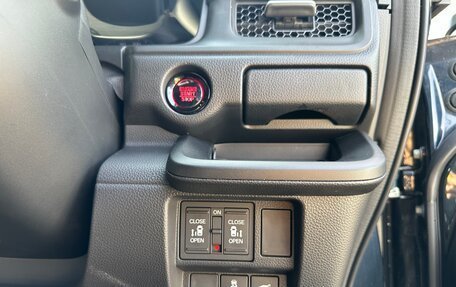 Honda Stepwgn, 2022 год, 2 800 000 рублей, 15 фотография