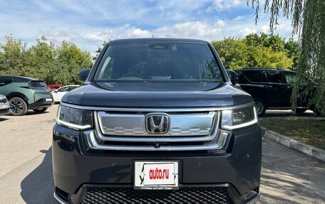 Honda Stepwgn, 2022 год, 2 800 000 рублей, 23 фотография