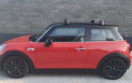 MINI Hatch, 2018 год, 2 700 000 рублей, 8 фотография