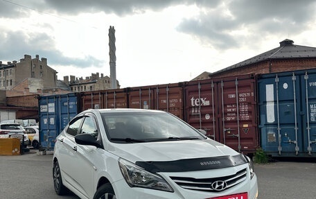 Hyundai Solaris II рестайлинг, 2015 год, 5 фотография
