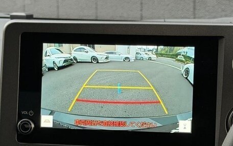 Toyota Yaris, 2025 год, 4 300 000 рублей, 16 фотография