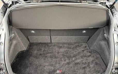 Toyota Yaris, 2025 год, 4 300 000 рублей, 24 фотография