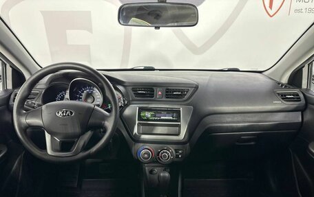 KIA Rio III рестайлинг, 2013 год, 900 000 рублей, 6 фотография