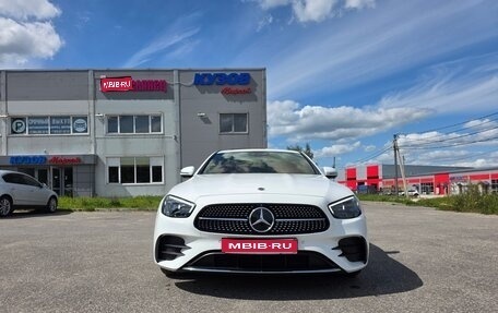 Mercedes-Benz E-Класс, 2020 год, 4 600 000 рублей, 1 фотография