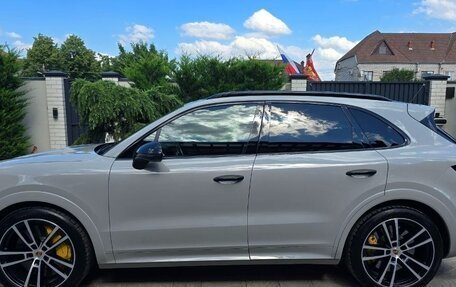 Porsche Cayenne III, 2024 год, 17 500 000 рублей, 2 фотография