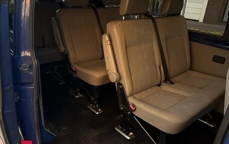 Volkswagen Transporter T5 рестайлинг, 2007 год, 1 400 000 рублей, 10 фотография