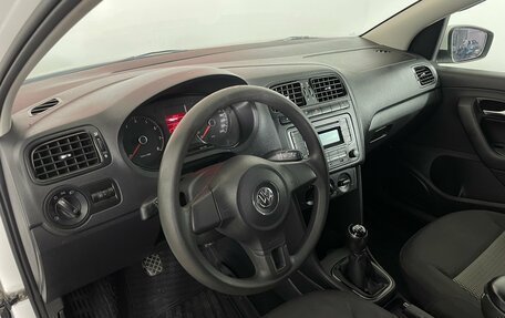 Volkswagen Polo VI (EU Market), 2013 год, 715 000 рублей, 9 фотография