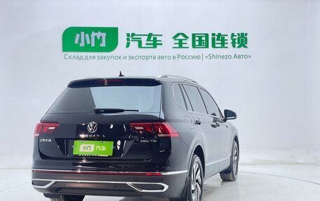 Volkswagen Tiguan II, 2023 год, 2 550 005 рублей, 5 фотография