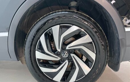 Volkswagen Tiguan II, 2023 год, 2 550 005 рублей, 8 фотография