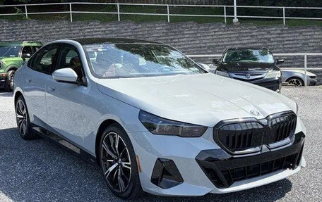 BMW 5 серия, 2026 год, 10 588 200 рублей, 3 фотография
