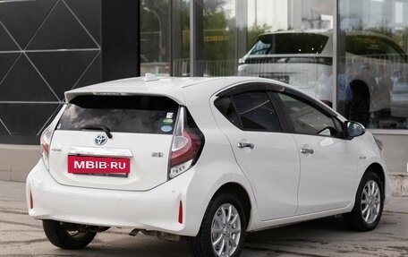 Toyota Aqua I, 2018 год, 1 015 000 рублей, 5 фотография